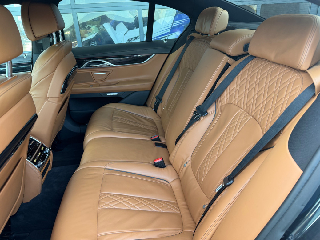 2016 BMW 7 Series
