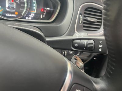 2018 Volvo V40