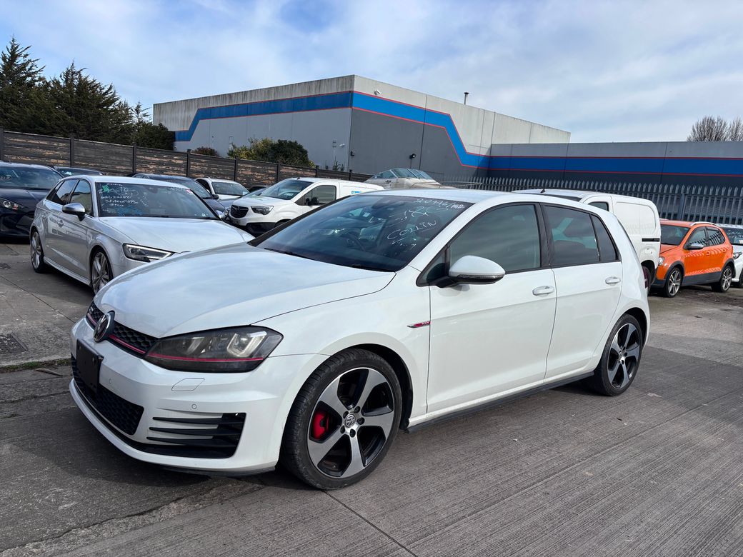 2016 Volkswagen Golf