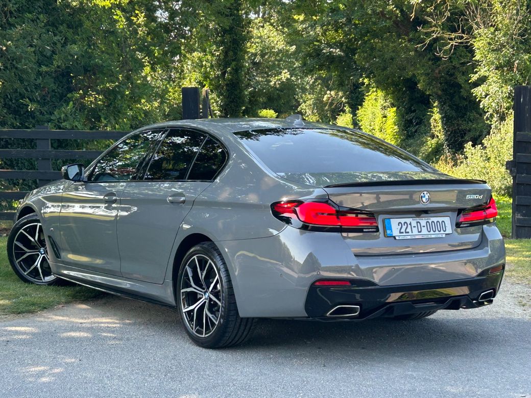 2022 BMW 5 Series