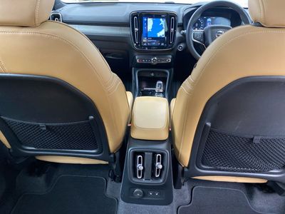 2021 Volvo XC40