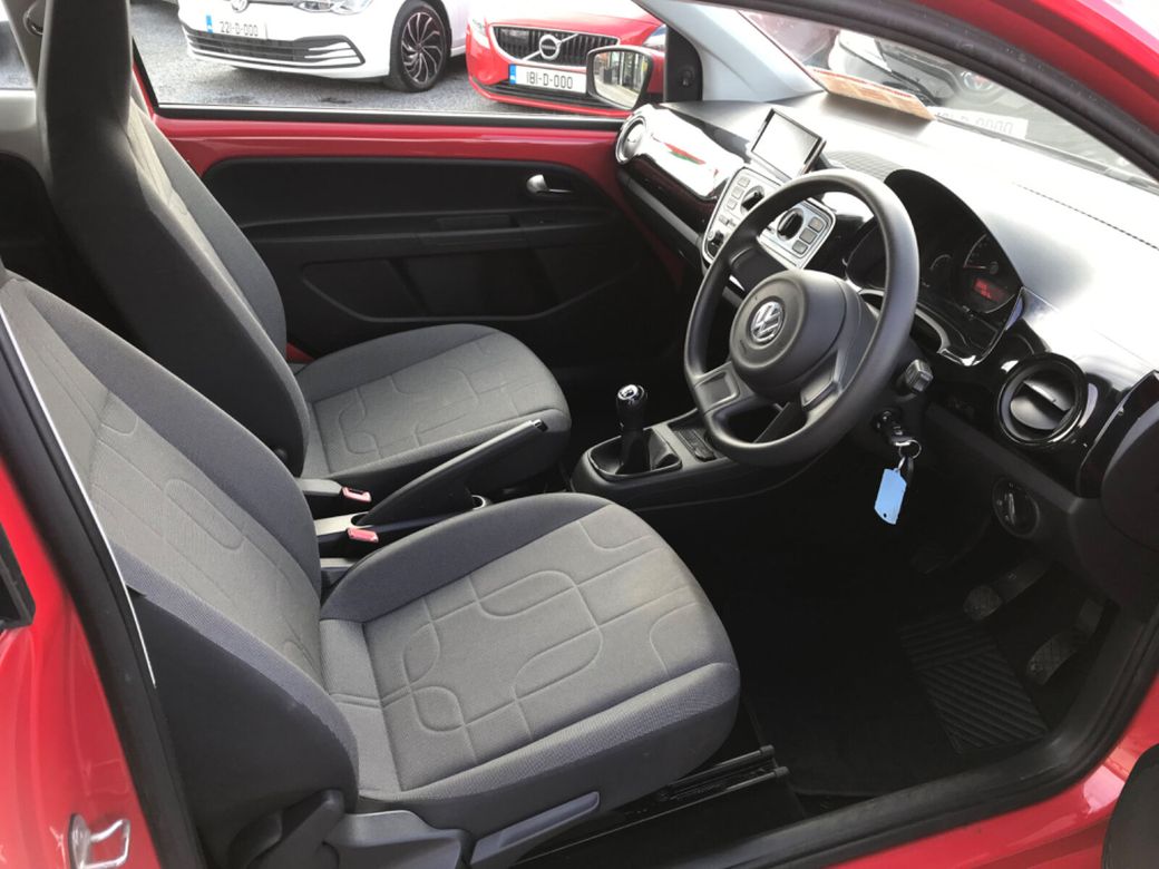 2015 Volkswagen up!