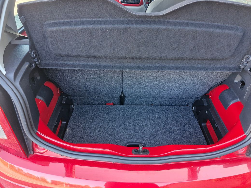 2014 Volkswagen up!