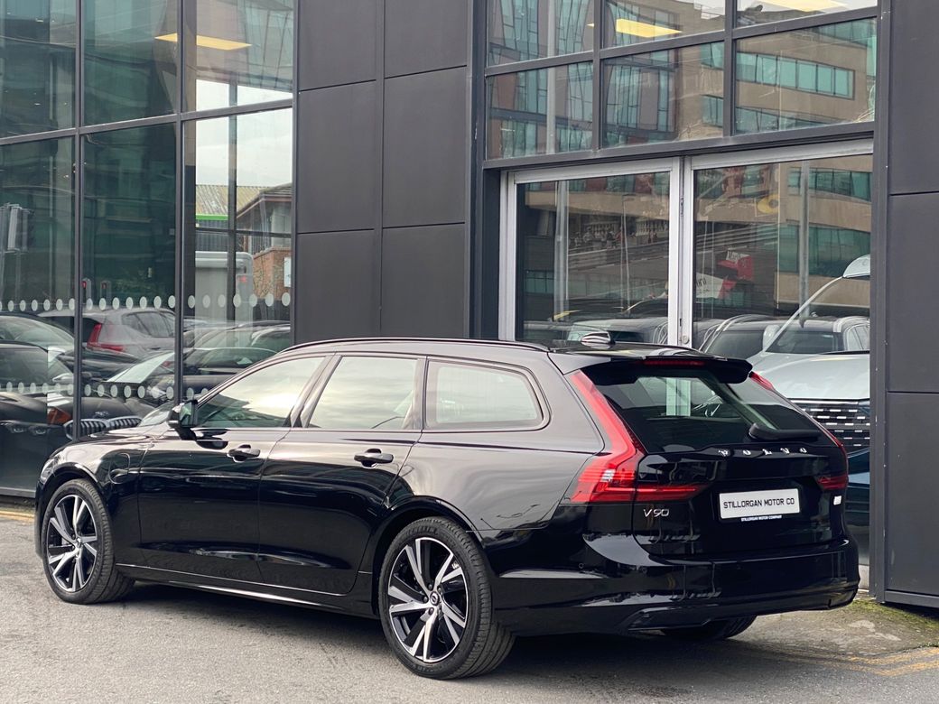 2023 Volvo V90