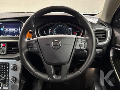 2019 Volvo V40