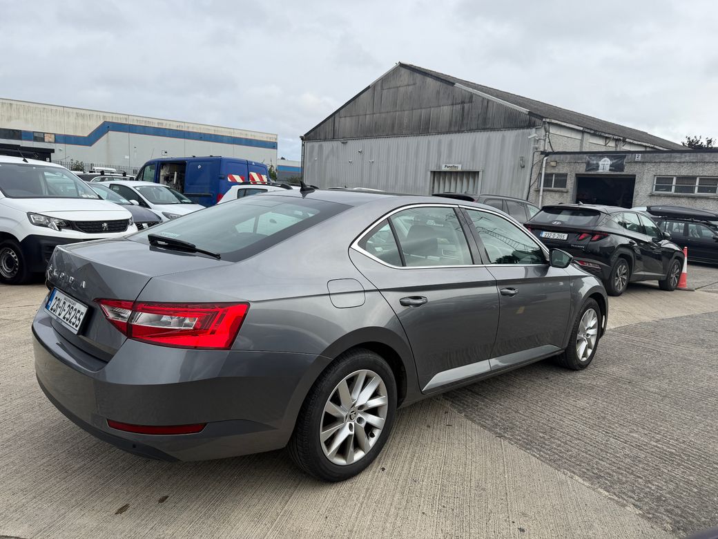 2023 Skoda Superb