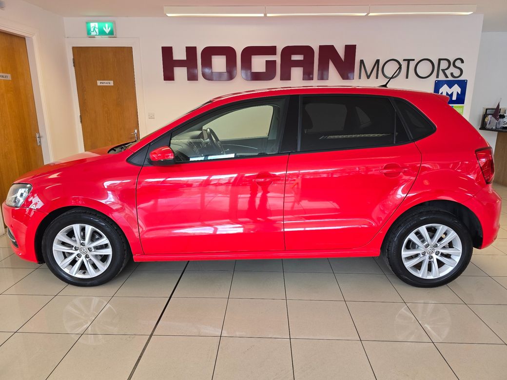2017 Volkswagen Polo