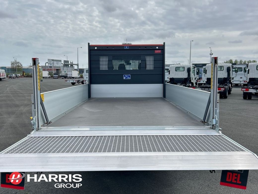 2026 White Maxus Deliver 9