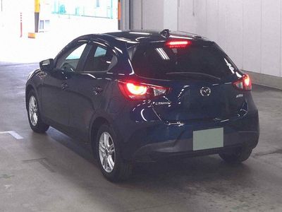 2017 Mazda Demio