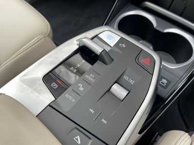 2025 BMW iX1