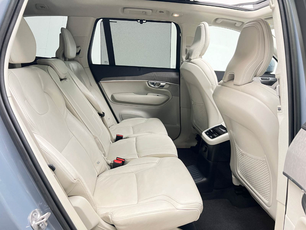 2022 Volvo XC90