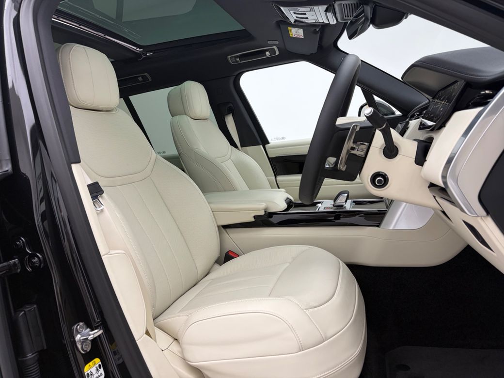 2026 Land Rover Range Rover