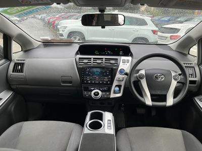 2014 Toyota Prius Alpha