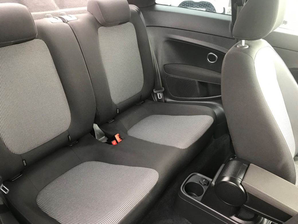 2017 Volkswagen Beetle