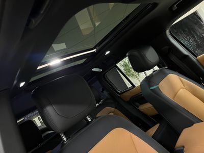 2023 Land Rover Defender