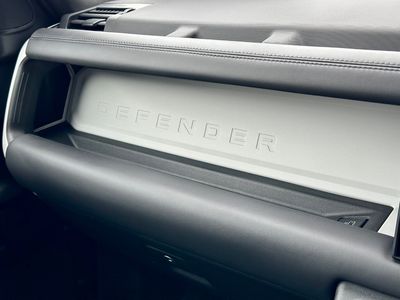 2025 Land Rover Defender
