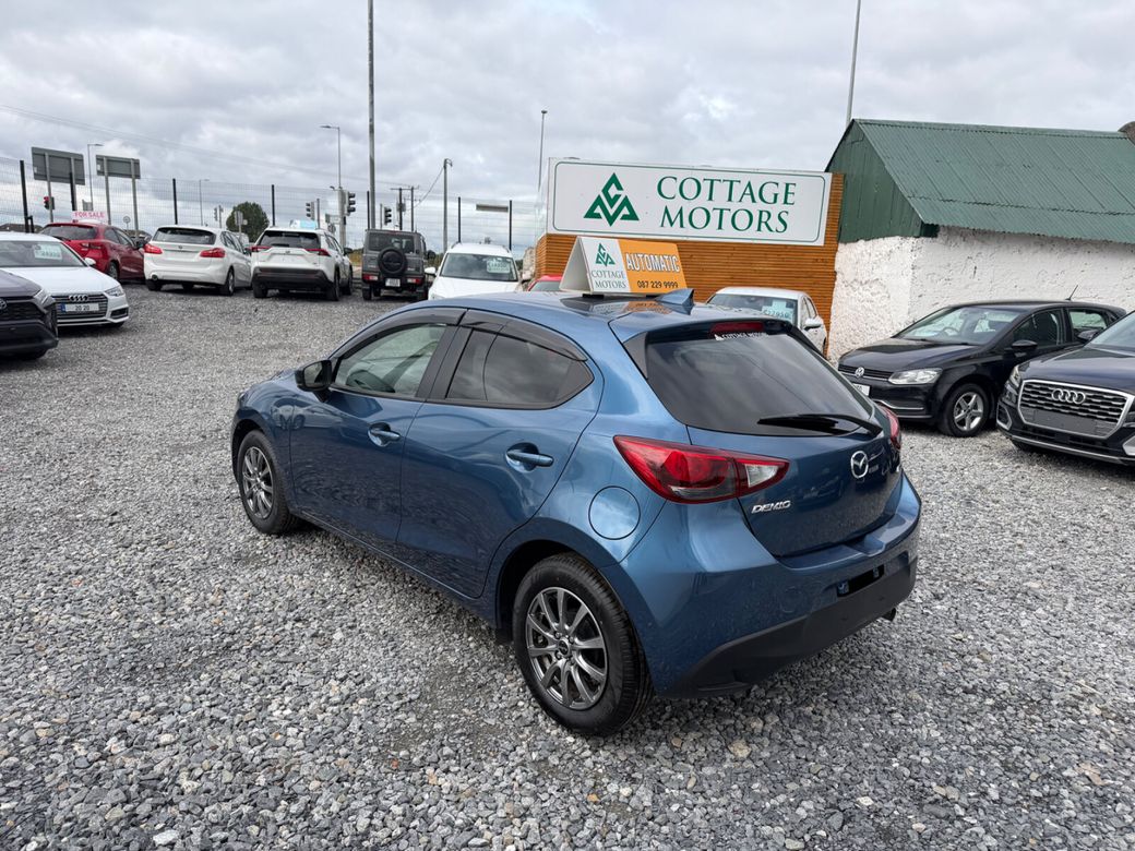 2017 Mazda Demio