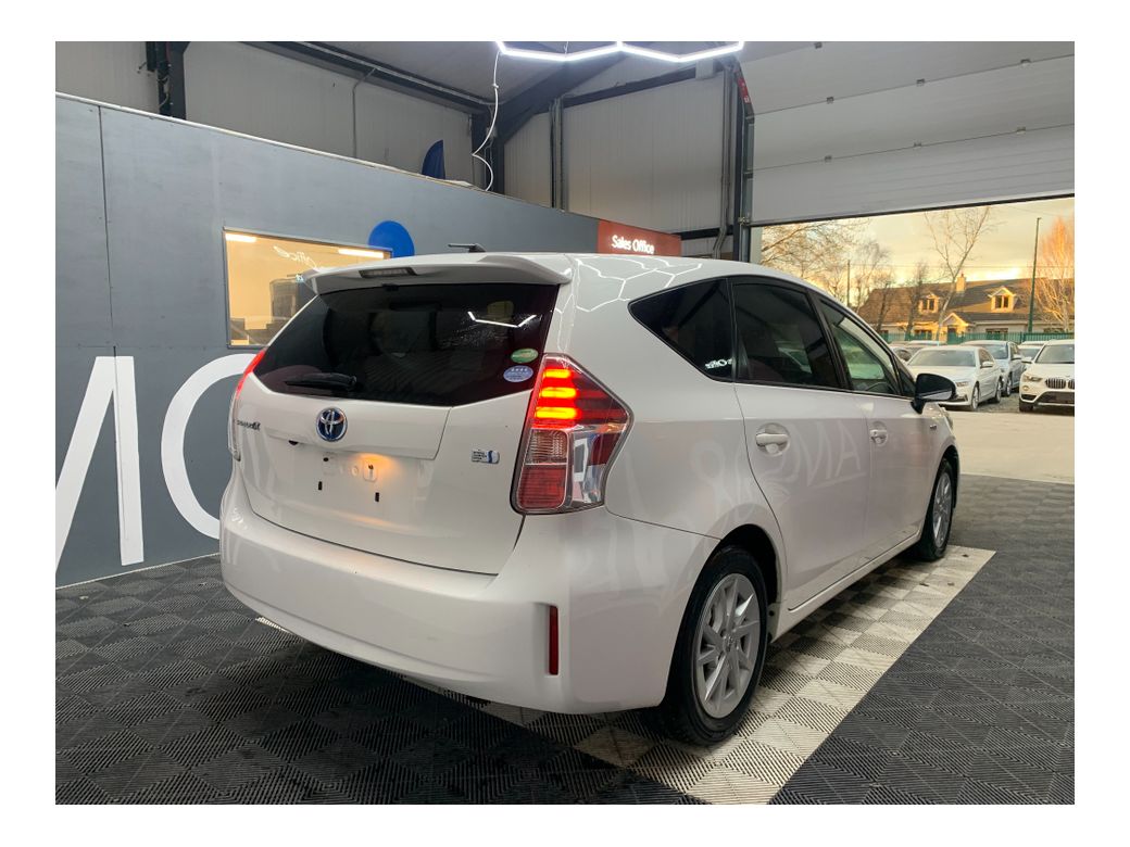 2018 Toyota Prius Alpha
