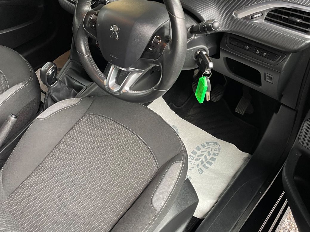 2017 Peugeot 208