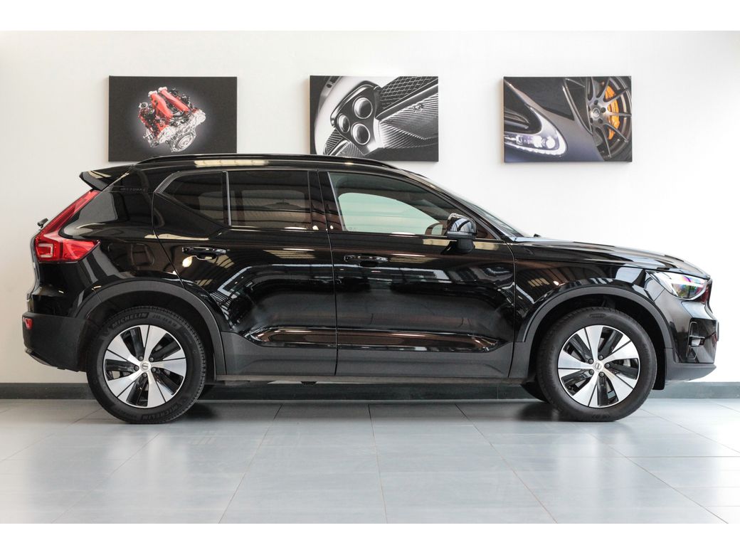 2022 Volvo XC40