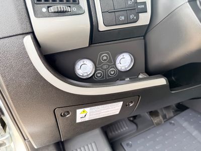 2017 MOBILVETTA  MILLER NEVADA DOGLINER T 730 L.H.D AUTOMATIC 