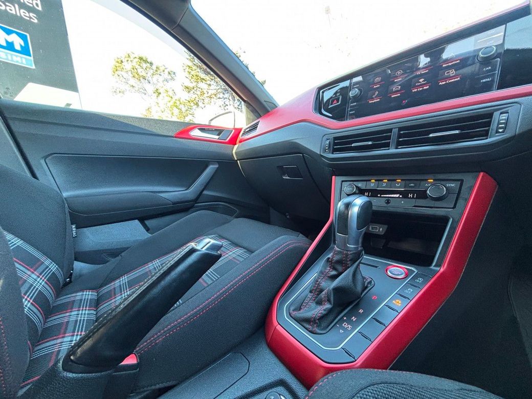 2018 Volkswagen Polo