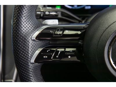 2025 Mercedes-Benz GLC Class