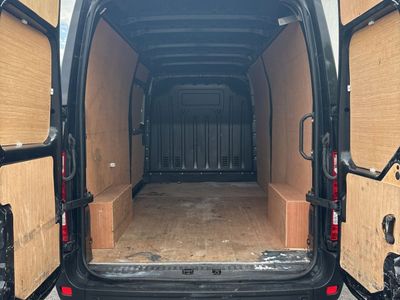 2022 Renault Master
