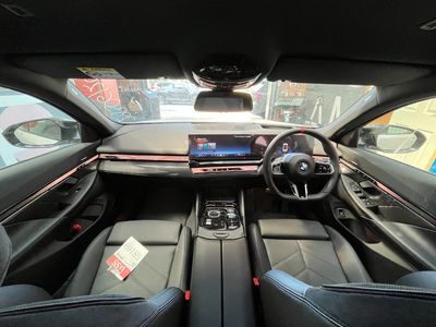 2024 BMW i5