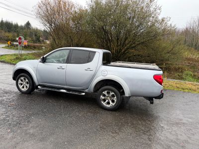 2014 Mitsubishi L200