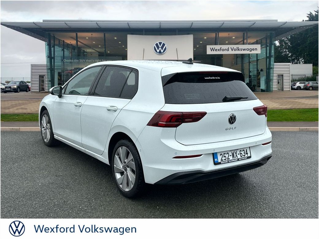 2025 Volkswagen Golf