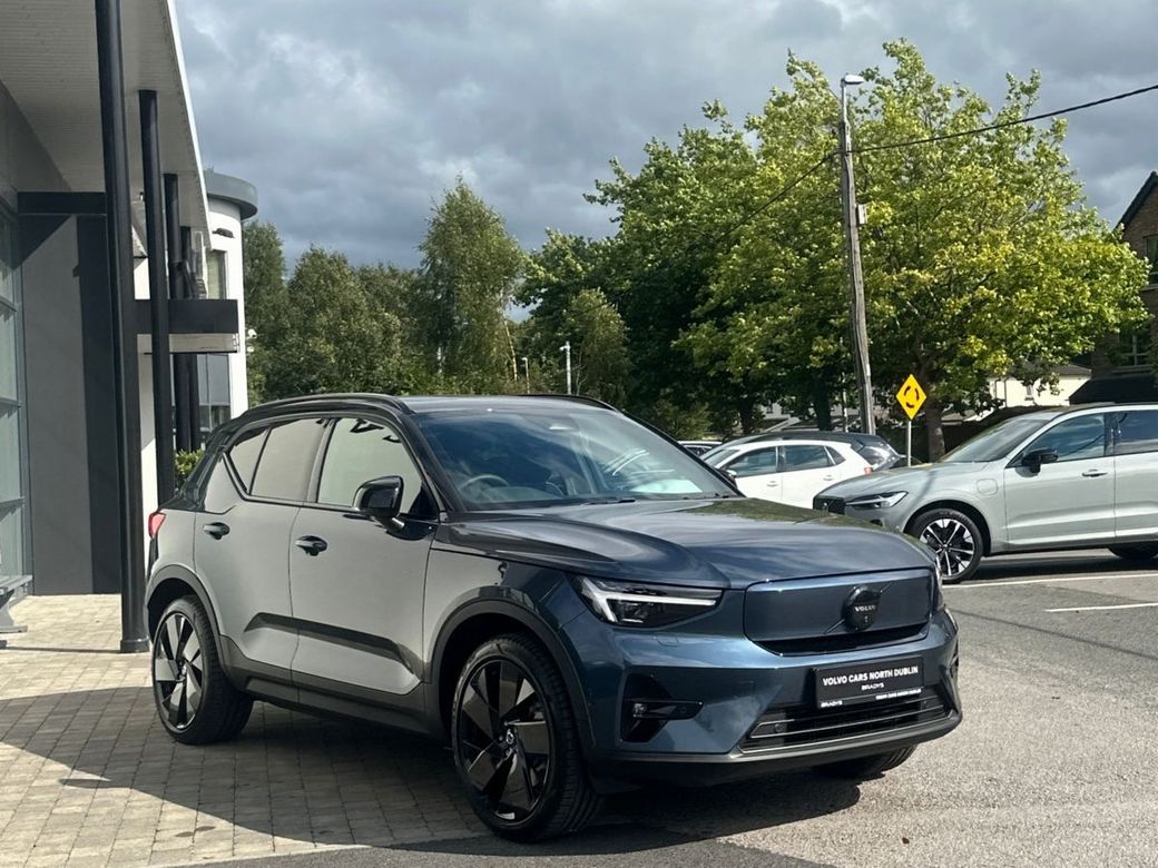 2026 Volvo EX40