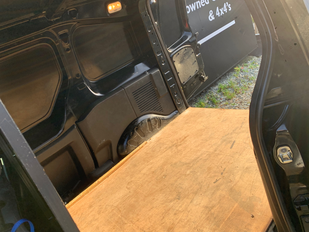 2015 Peugeot Partner