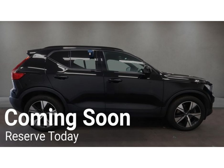 2022 Volvo XC40