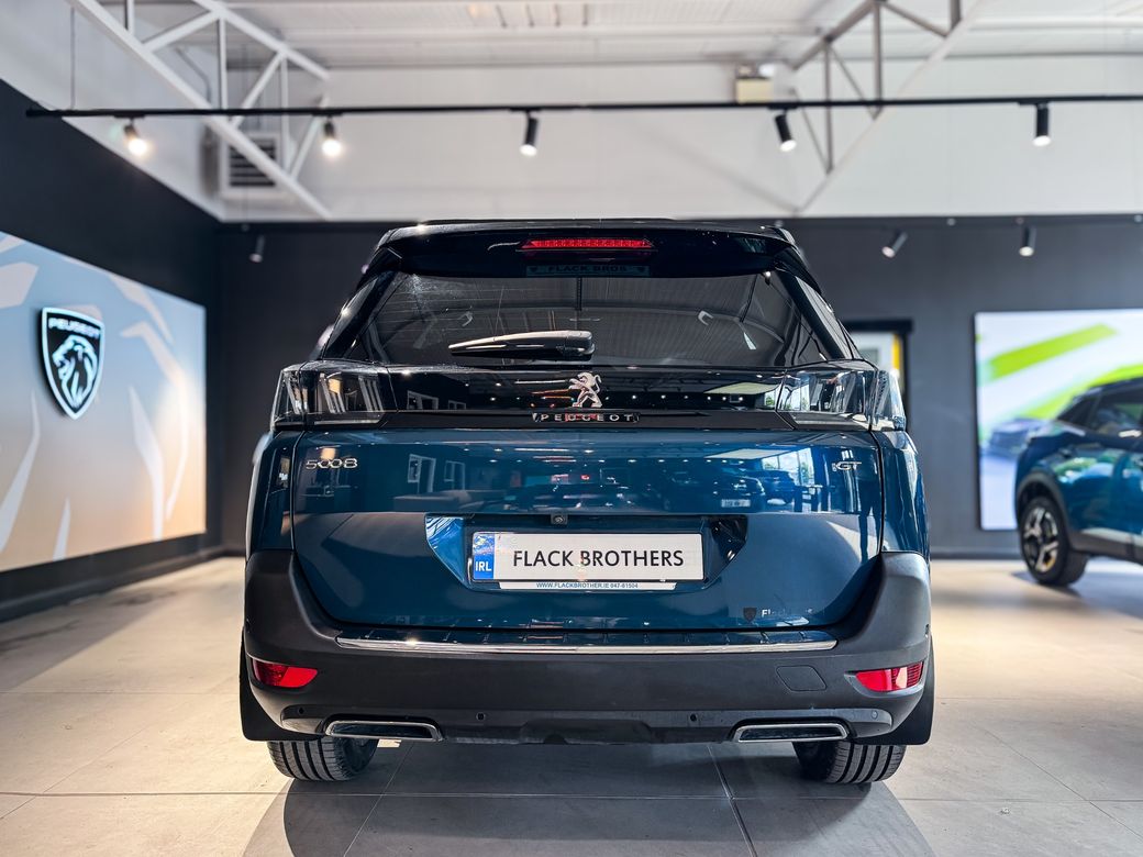 2022 Peugeot 5008