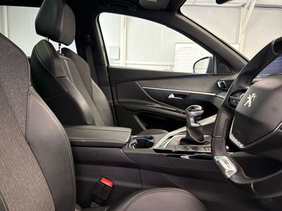 2020 Peugeot 5008