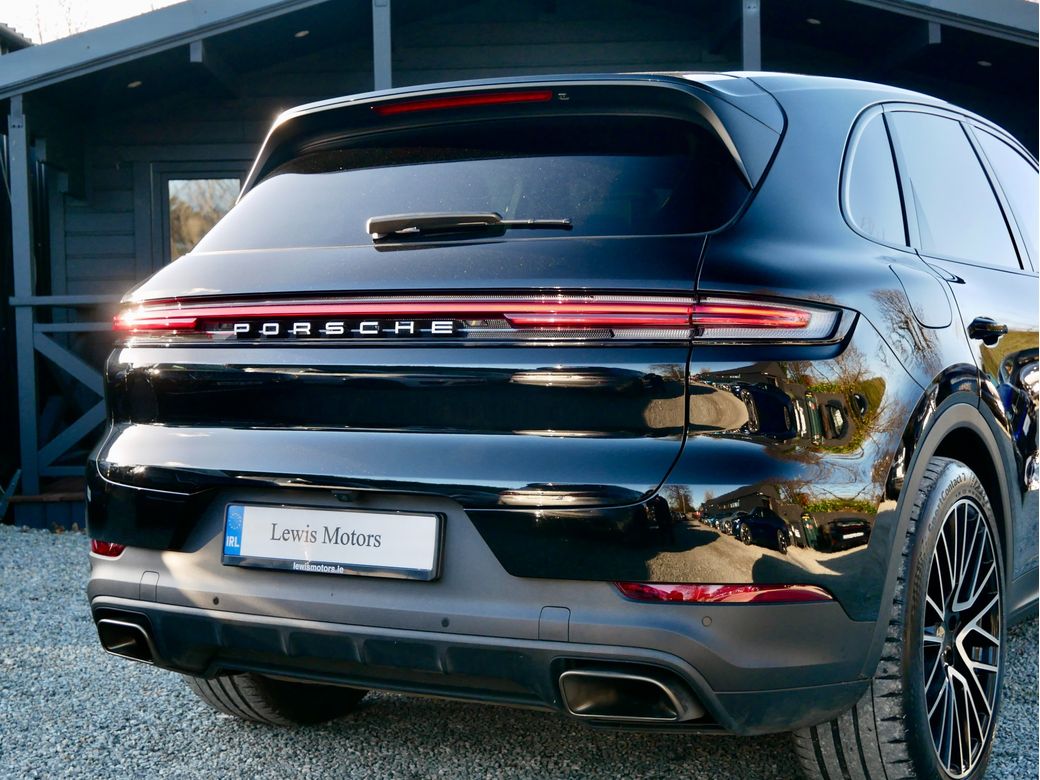 2024 Porsche Cayenne