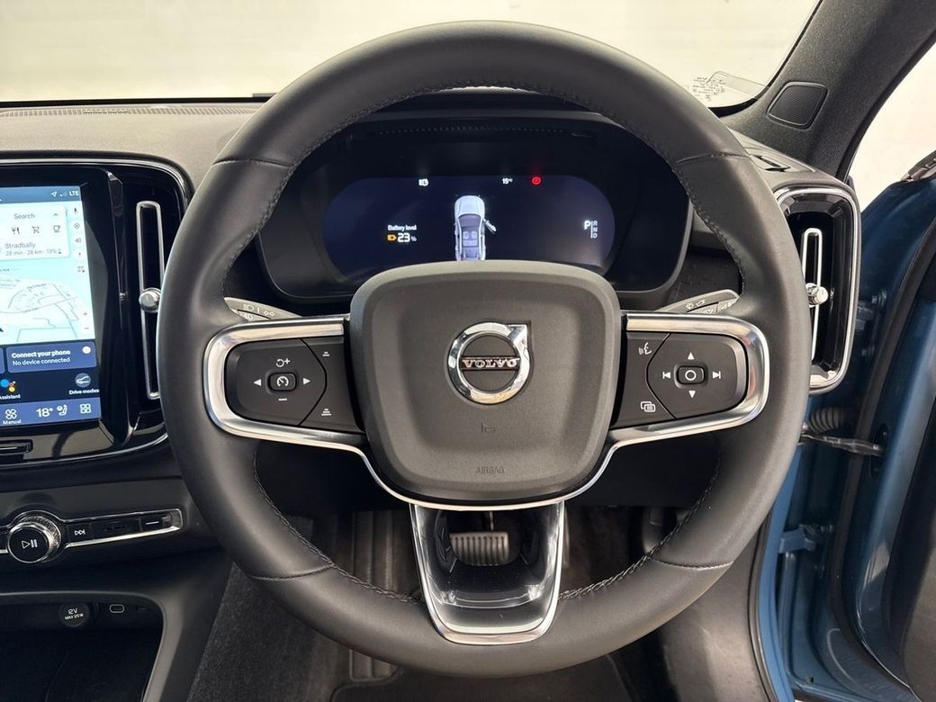 2023 Volvo C40