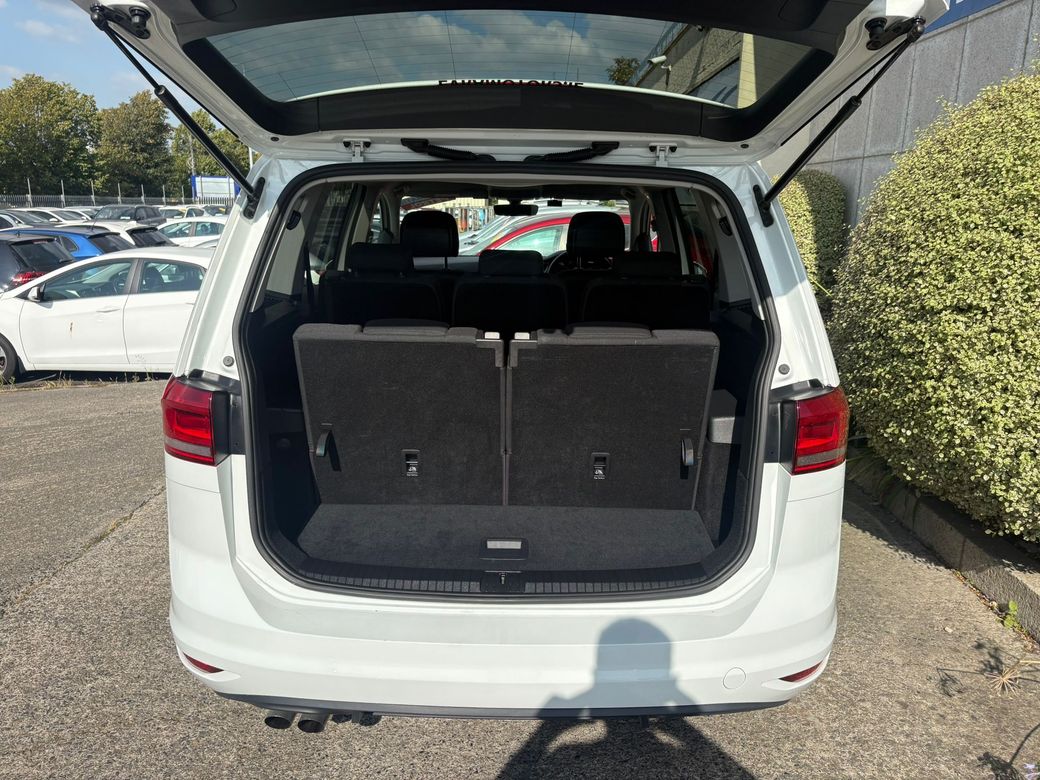 2016 Volkswagen Touran