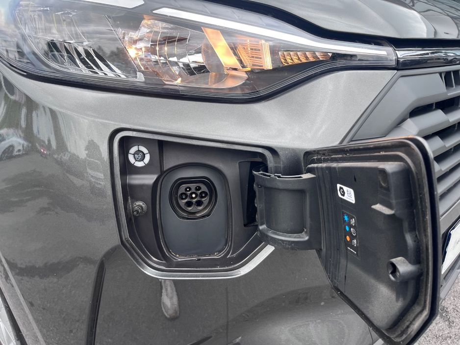 2026 Ford Tourneo Custom