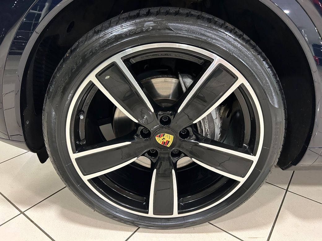 2023 Porsche Cayenne