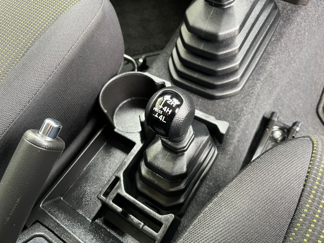2025 Suzuki Jimny