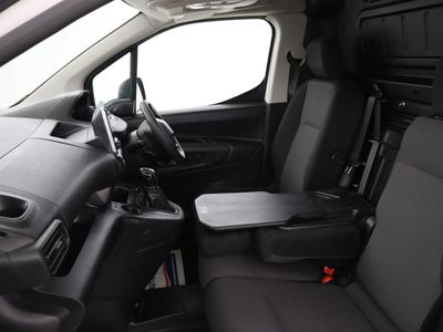 2021 Peugeot Partner