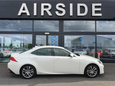 2018 Lexus IS 300h