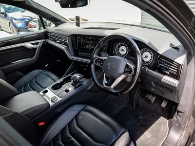 2022 Volkswagen Touareg