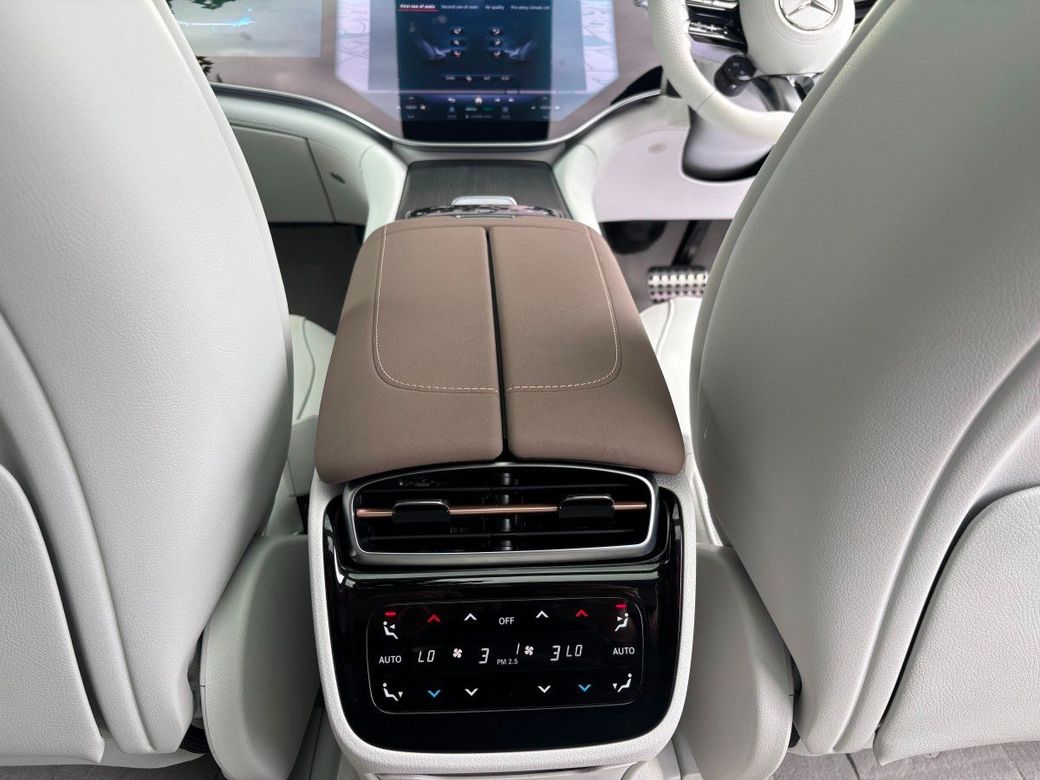 2023 Mercedes-Benz EQS