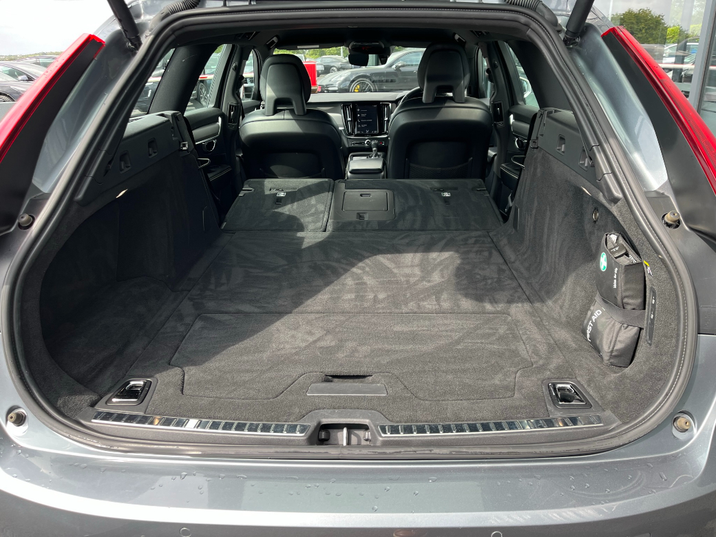 2018 Volvo V90