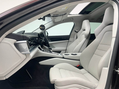2023 Porsche Panamera