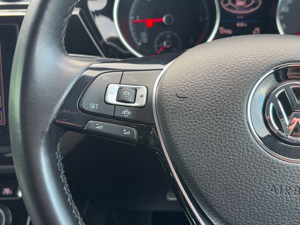 2020 Volkswagen Touran