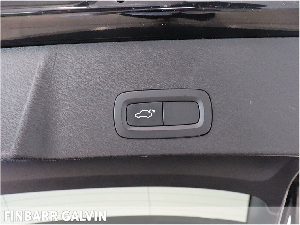 2022 Volvo XC40
